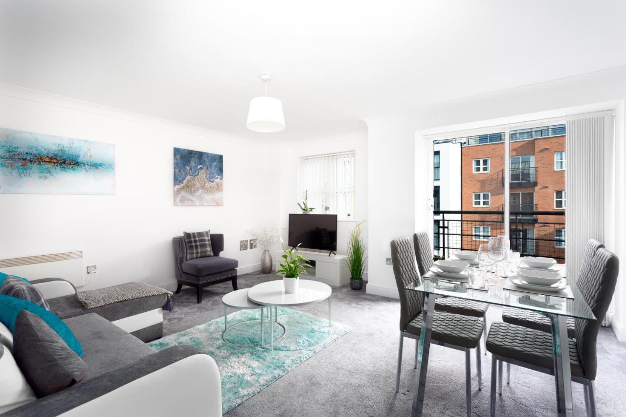 Absolute Stays At The Qube -Utilita-City Center-The Rep-Icc-Nia-Edgbaston Cricket-Free Wifi- Contractors-Sealife-Brindleyplace 伯明翰 外观 照片